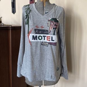 Double D Ranch Wear NWOT Kiva Lodge Embroidered Long Sleeve Top Blouse